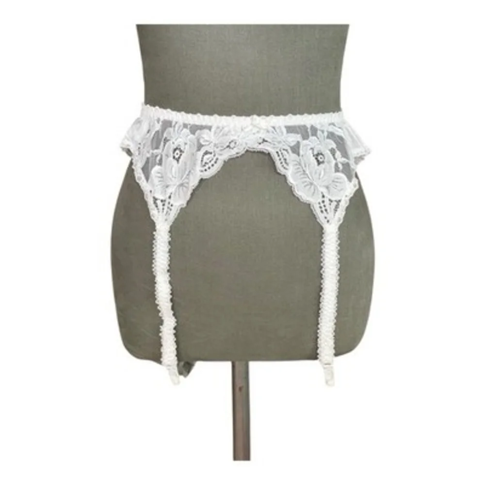 Victoria’s Secret White Lace Garter Belt Bridal Wedding L New Without Tags